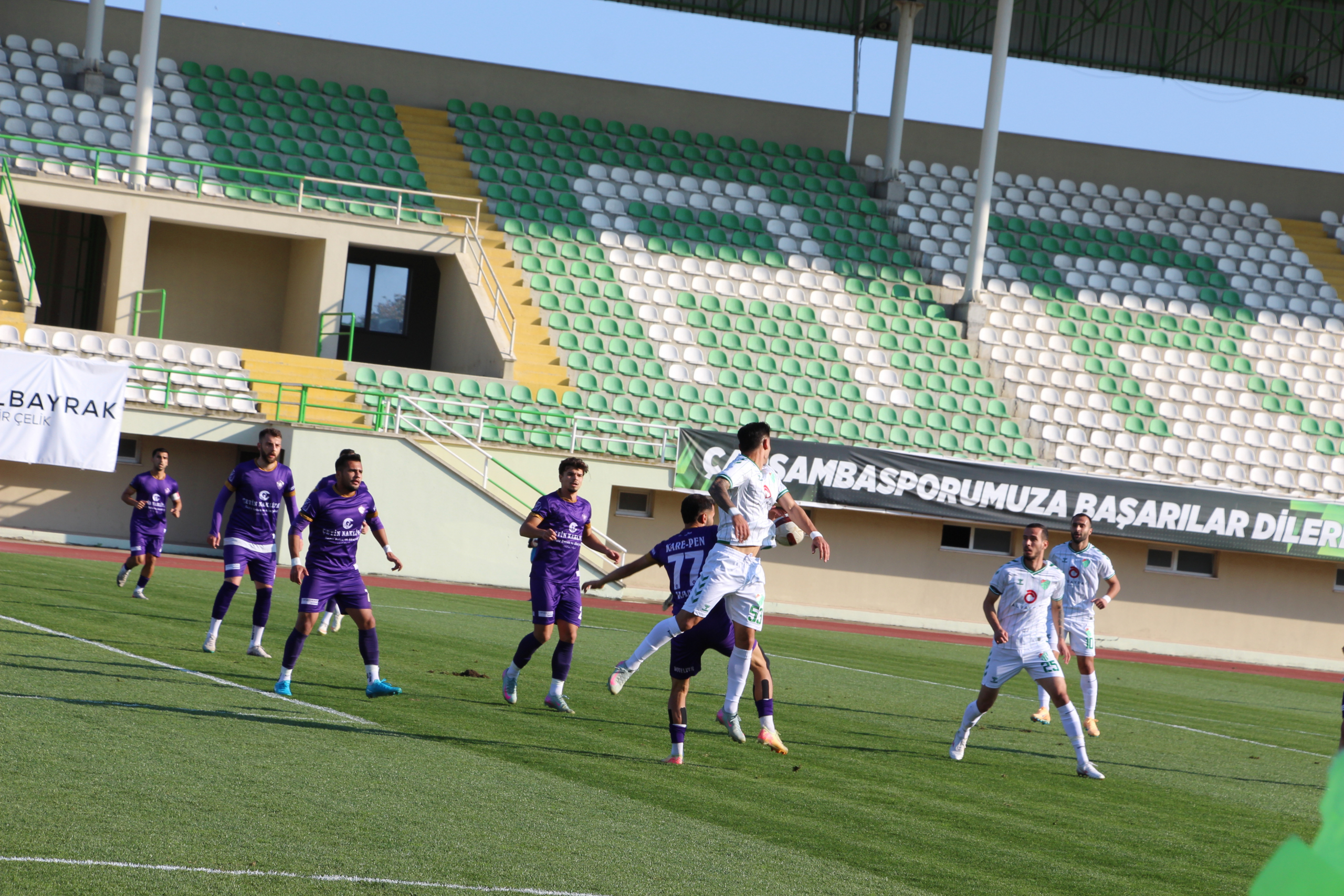 ÇARŞAMBASPOR TEMPOSUNA KİMSE YETİŞEMİYOR! 2 futbolu scaled