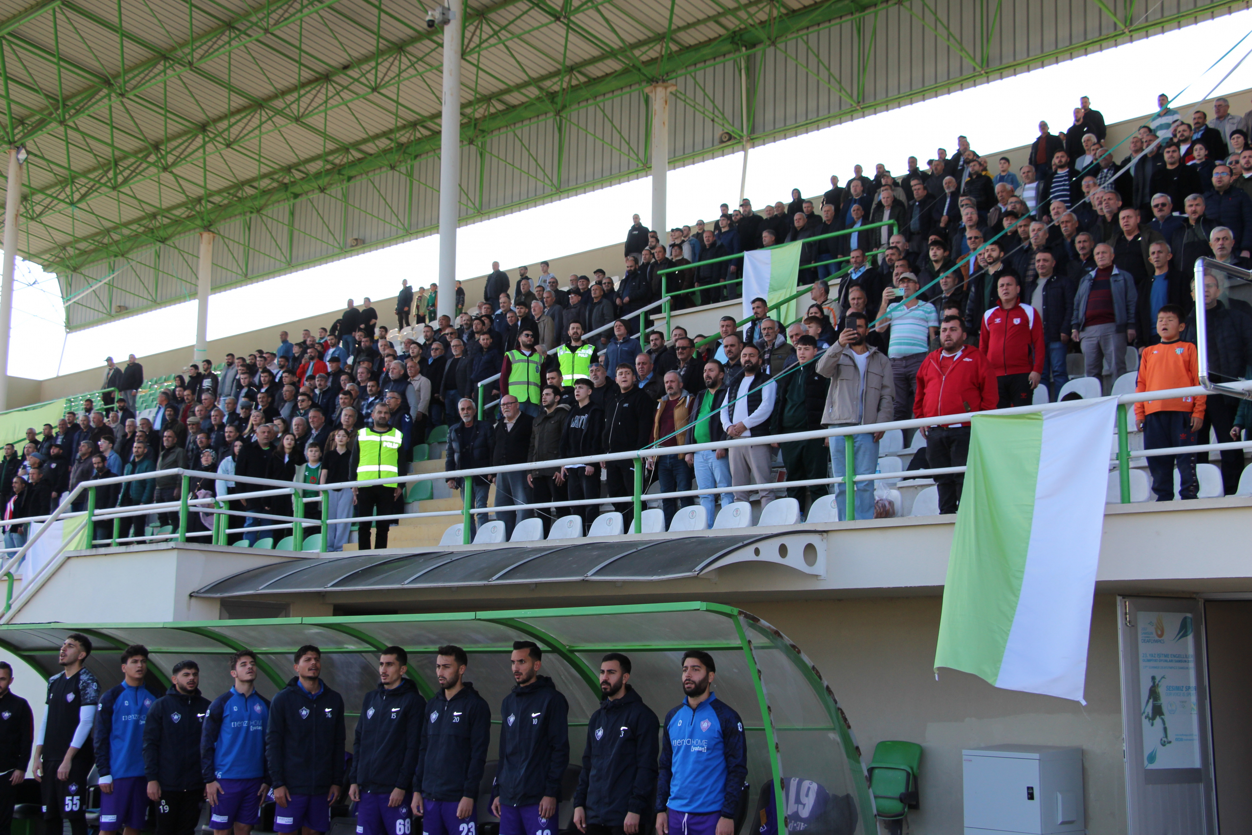 ÇARŞAMBASPOR TEMPOSUNA KİMSE YETİŞEMİYOR! 3 seyirci scaled