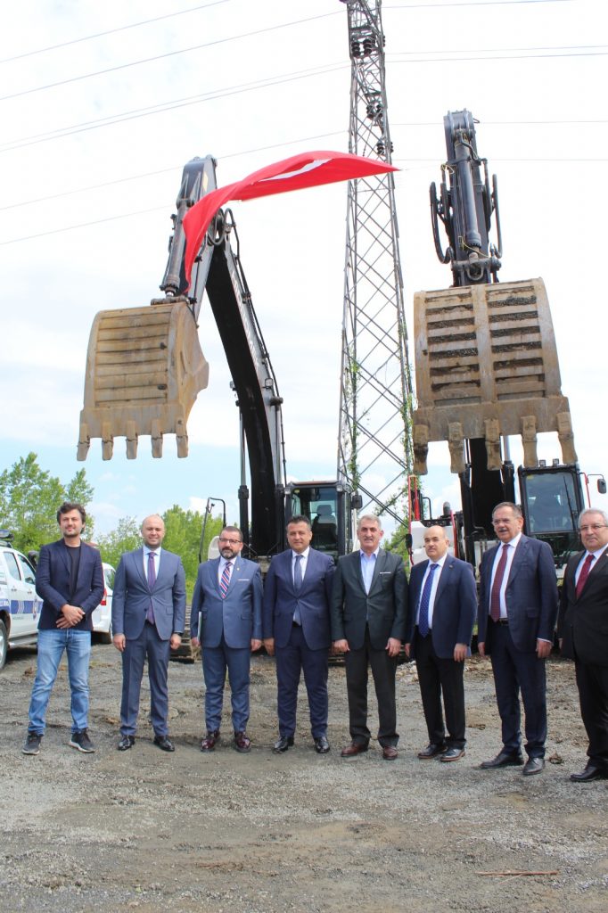 ÇARŞAMBA OSB ALTYAPISINDA İLK KAZMA VURULDU 1 5c873551 59ee 46c7 b7af ac7f57529c30