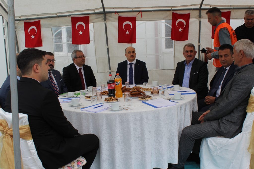 ÇARŞAMBA OSB ALTYAPISINDA İLK KAZMA VURULDU 2 8e07a695 e2df 4cda b017 d508d4d1fdc9