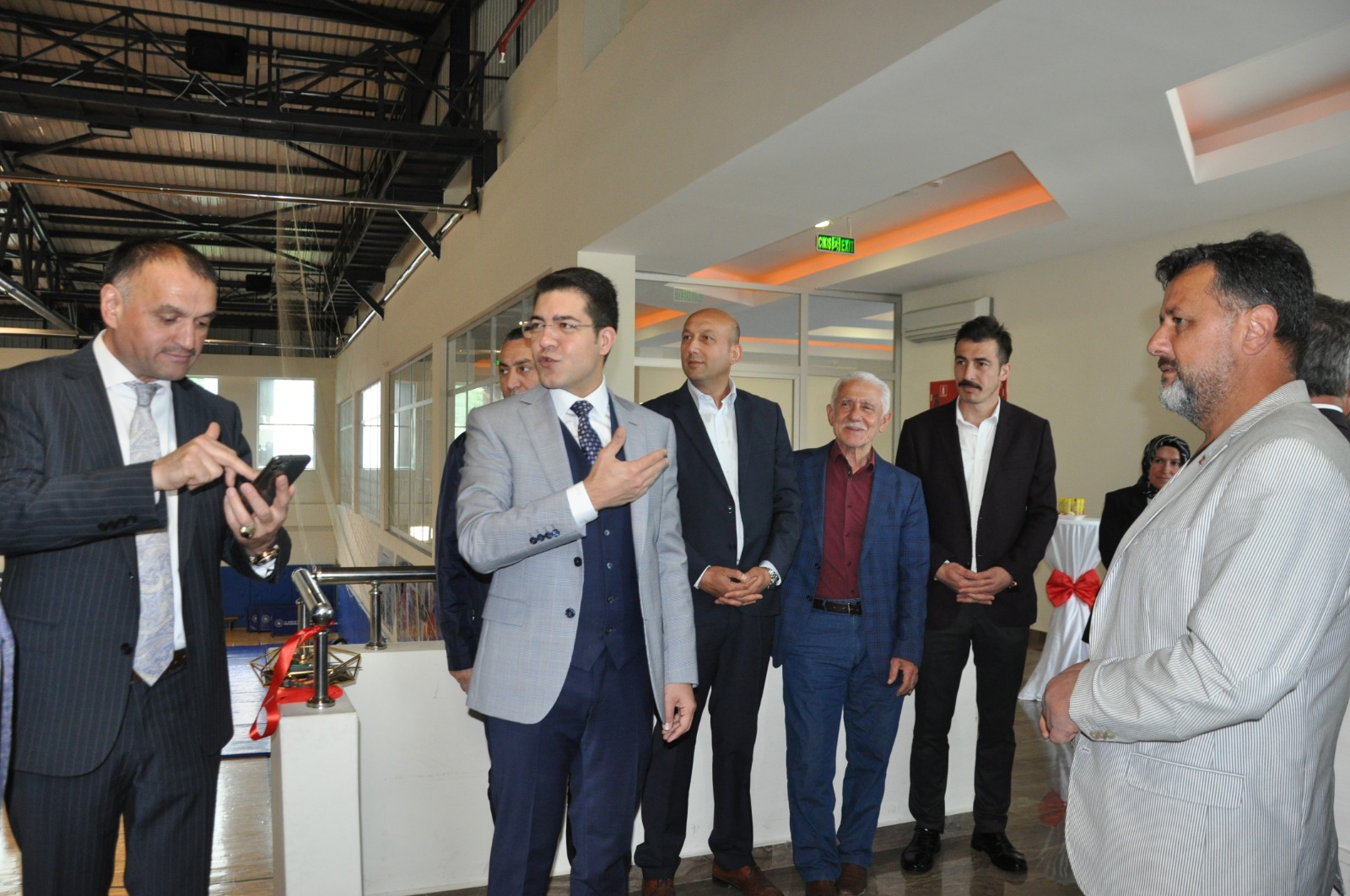 f54c8eb5-6051-4b9b-8a8a-85c2a97f59cf