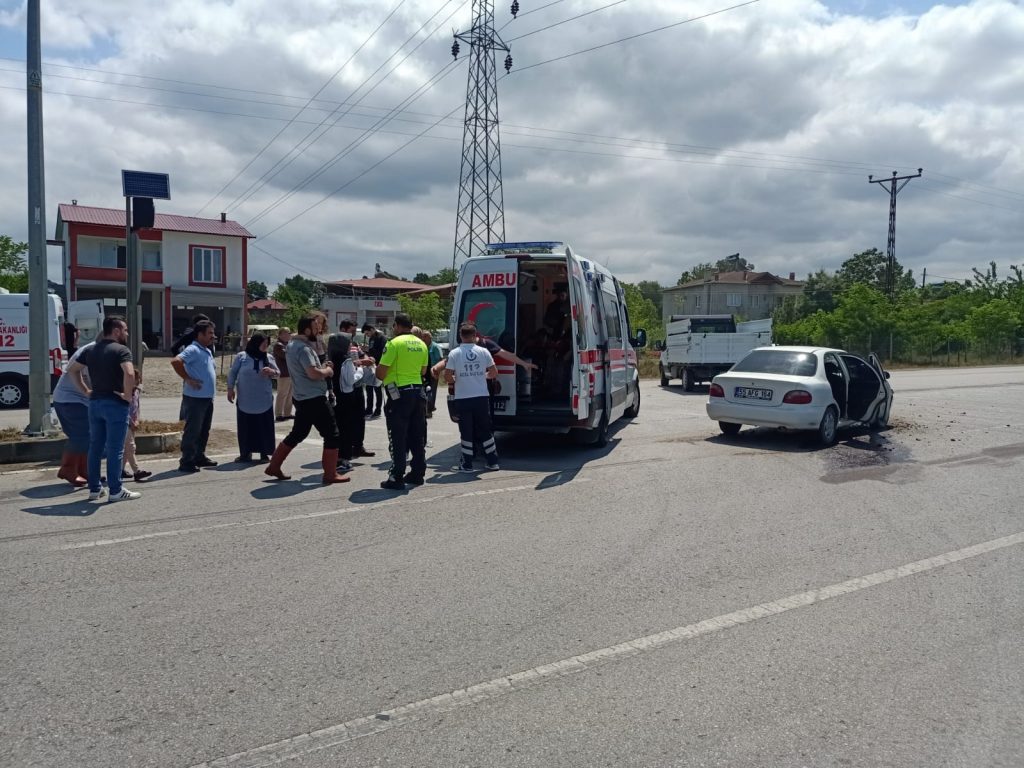 ÇARŞAMBA’DA KAZA: 7 YARALI 2 e95de2e8 c276 4016 8d5e 664a09a4b2e1