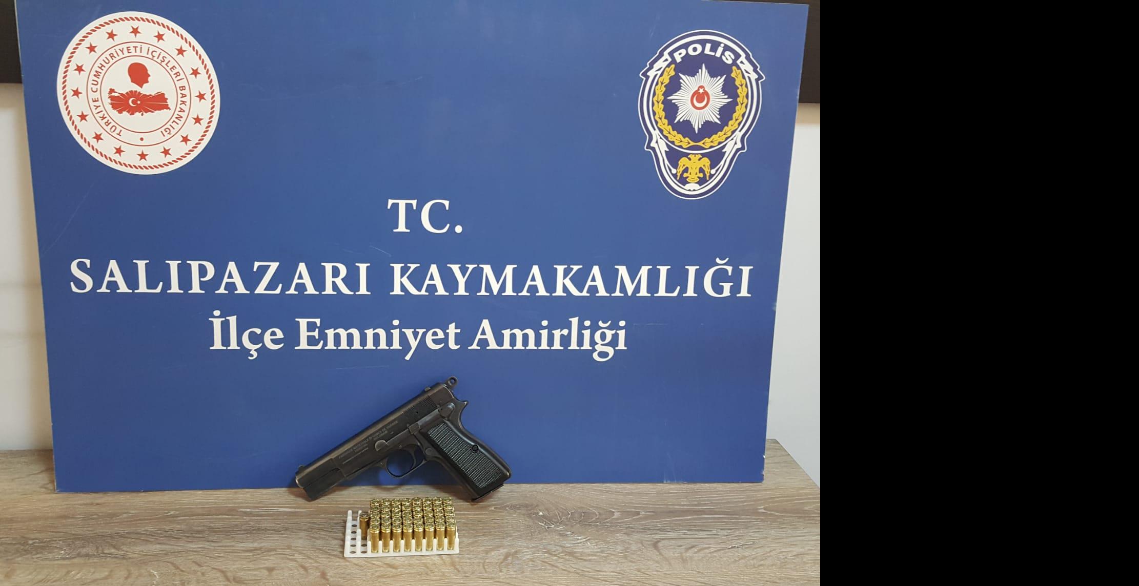 RUHSATSIZ SİLAH ELE GEÇİRİLDİ