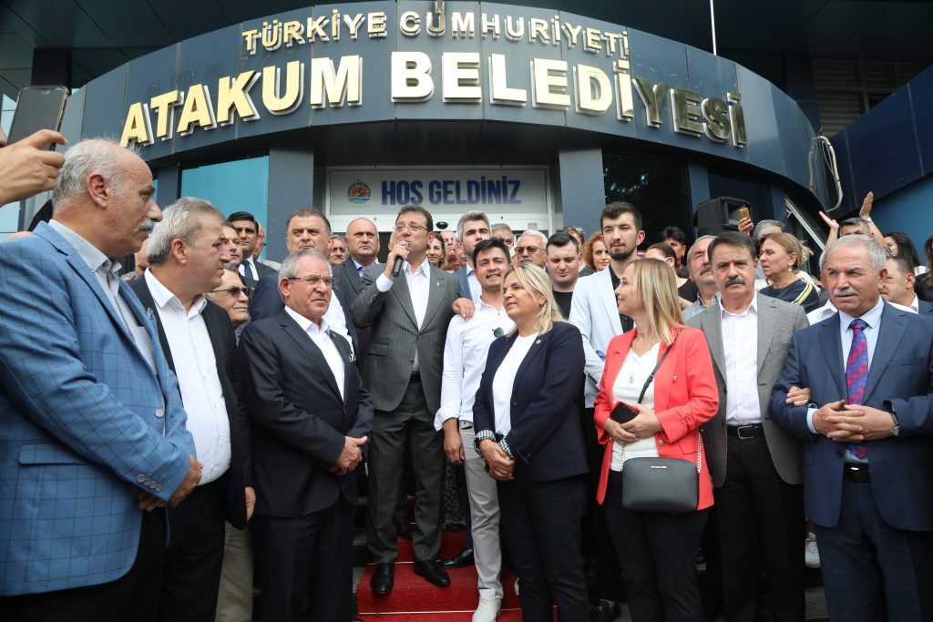 ATAKUM BELEDIYESI VE ISTANBUL BUYUKSEHIR BELEDIYESINDEN ORNEK DAYANISMA 18