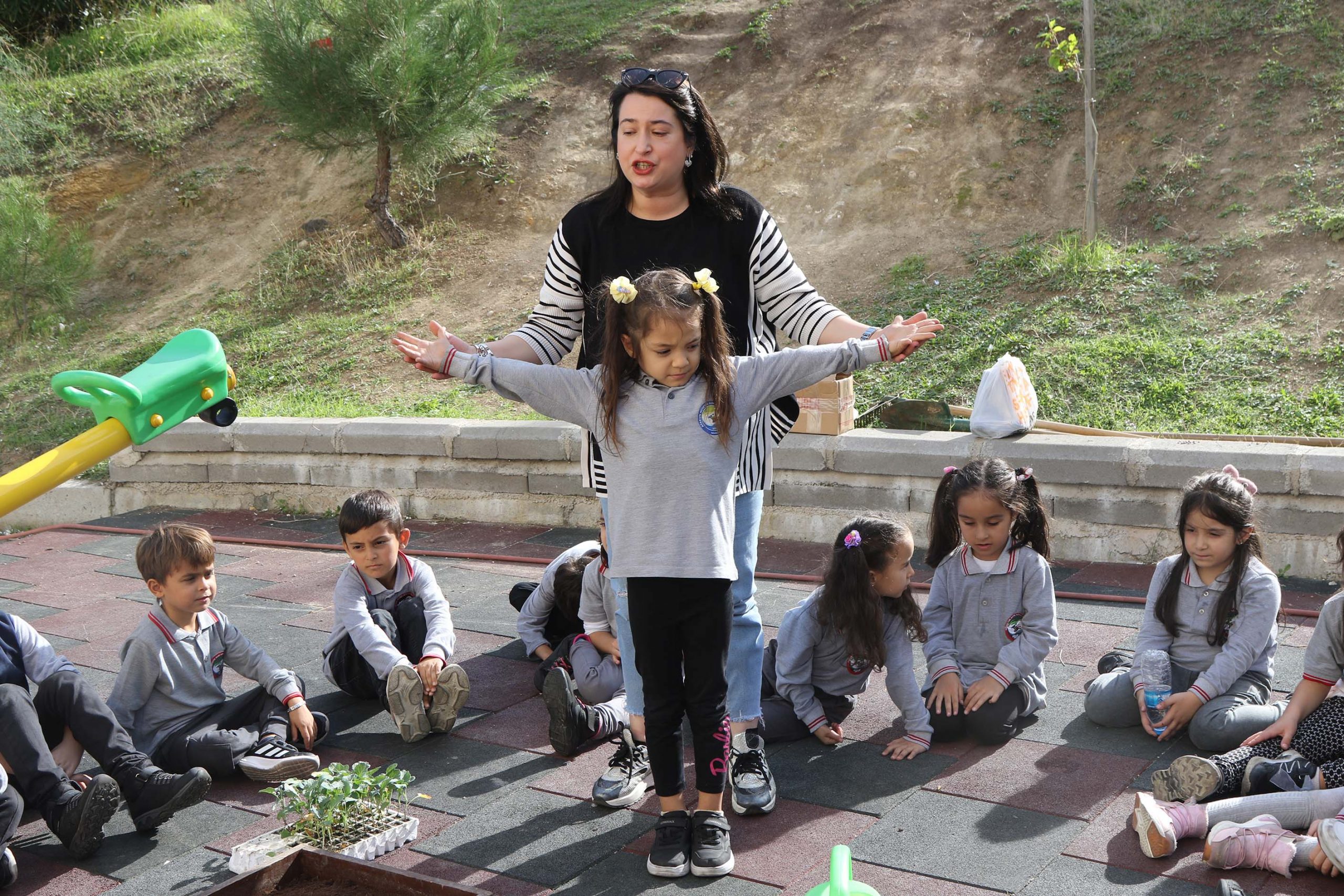 ATAKUM'DA MİNİK ELLER TOPRAKLA BULUŞUYOR (2)