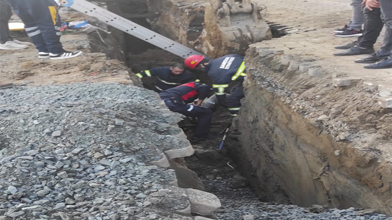 ÇARŞAMBADA İŞÇİ, GÖÇÜK ALTINDA KALDI 1 T8
