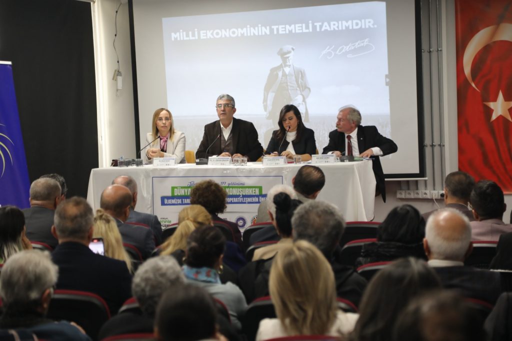<strong>BÜYÜKŞEHİR BELEDİYE YASASI TARIM ARAZİLERİNİ YOK ETTİ</strong> 2 ATAKUMDA TARIMSAL OGRETIMIMN 177. YIL DONUMUNE OZEL PROGRAM 24