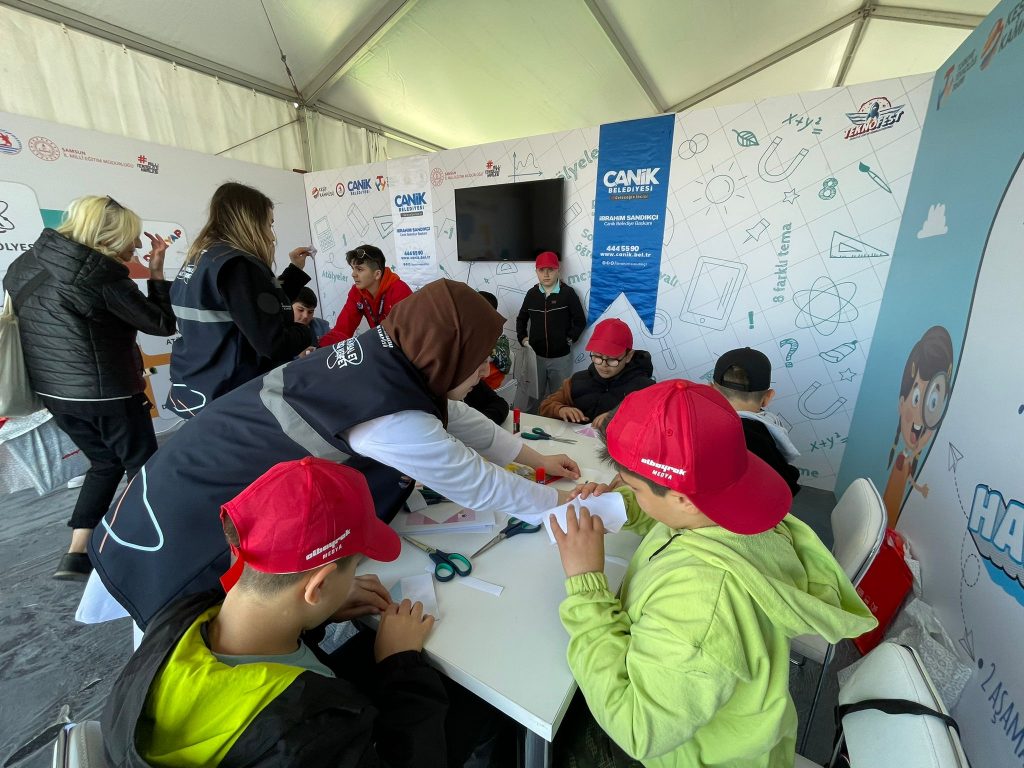 TEKNOFEST GENÇLERİN ODAK NOKTASI OLDU 2 CANIK BLD HABER 28 04 2023 4 1