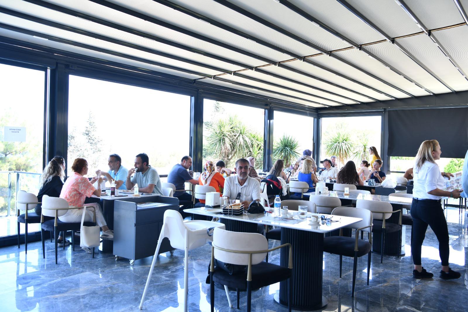 AMISOS KAFE 1