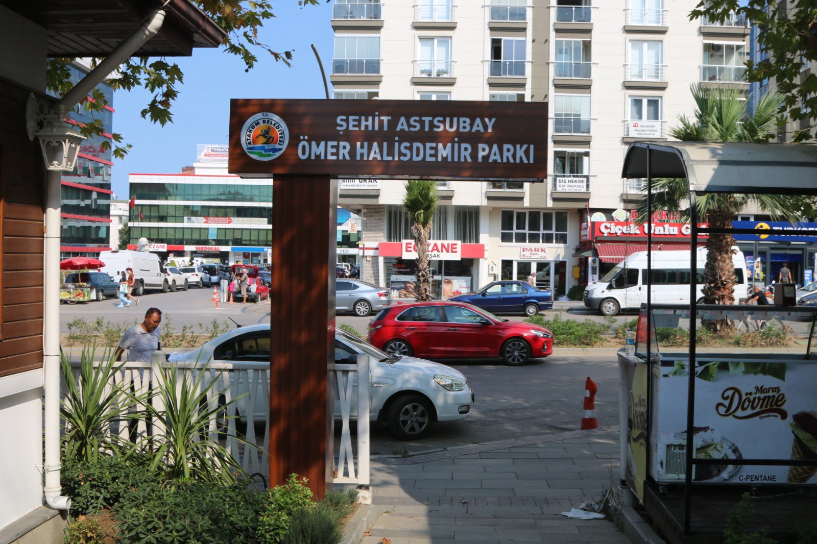 SEHIT OMER HALISDEMIR PARKIYLA HUZUR MOLASI 2