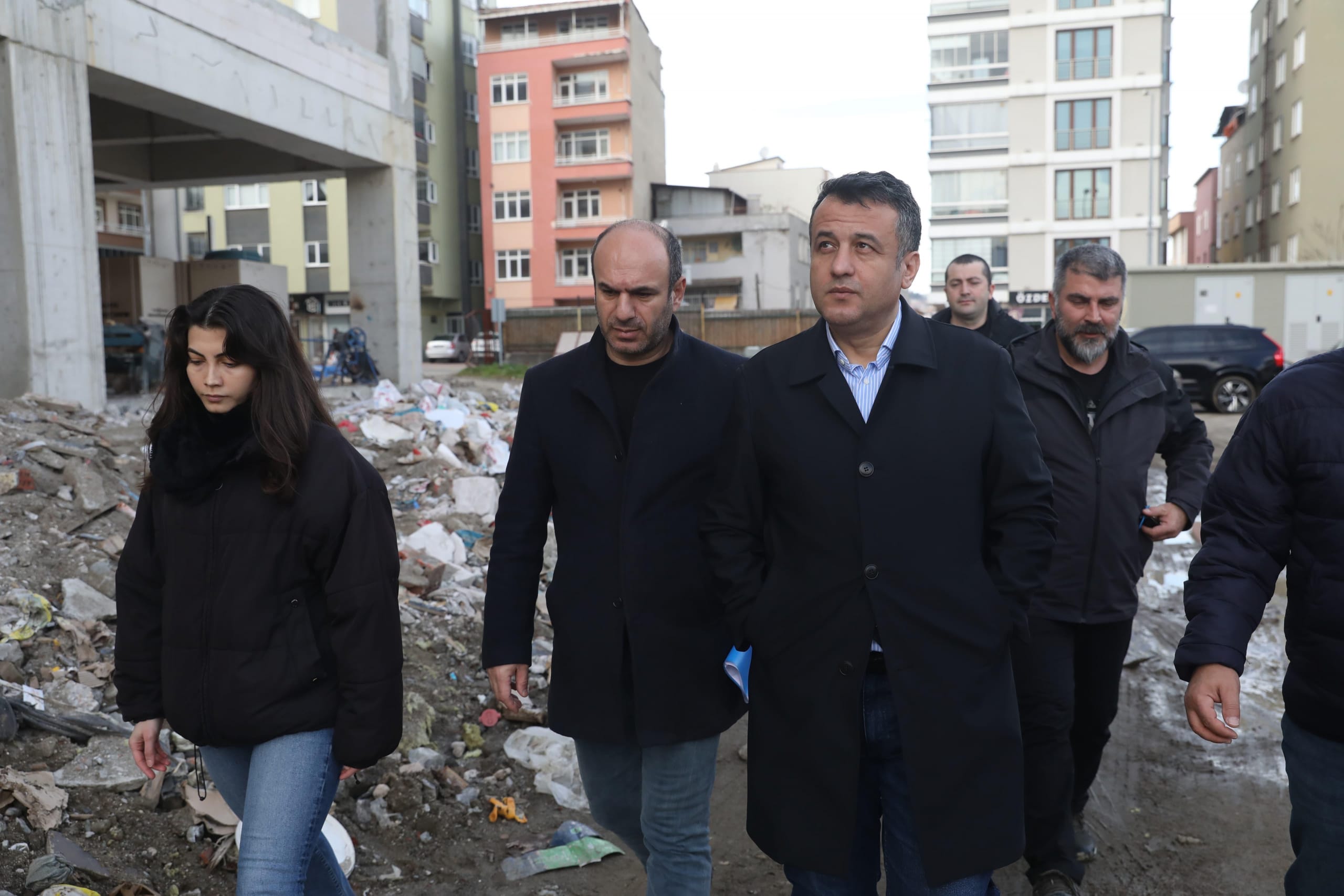 BASKAN TURKEL YASAM PARKTA ENGELLI VATANDASLARLA BIR ARAYA GELDI 1 1 scaled