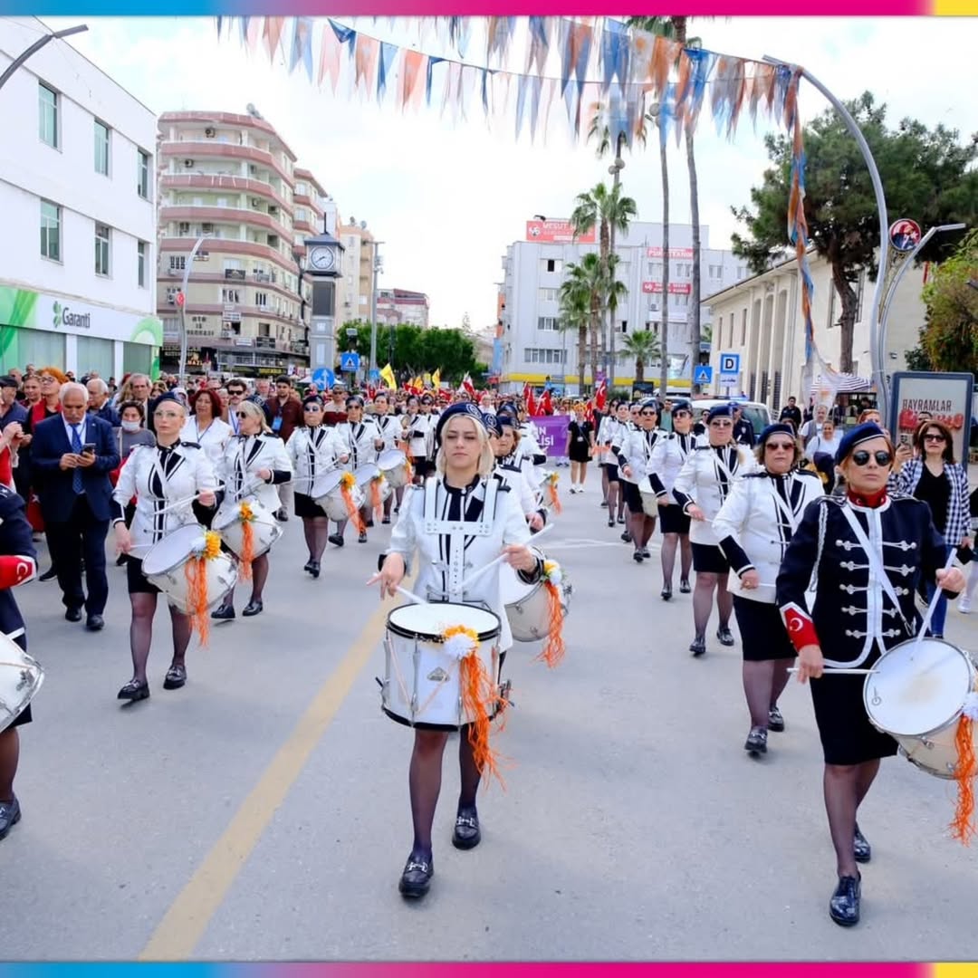 ATAKUM BELEDIYESI CUMHURIYET KADINLARI BANDOSU 1