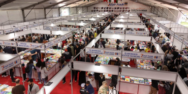 3b7d70a1-f17c-4d18-85b6-23f637e9ce81