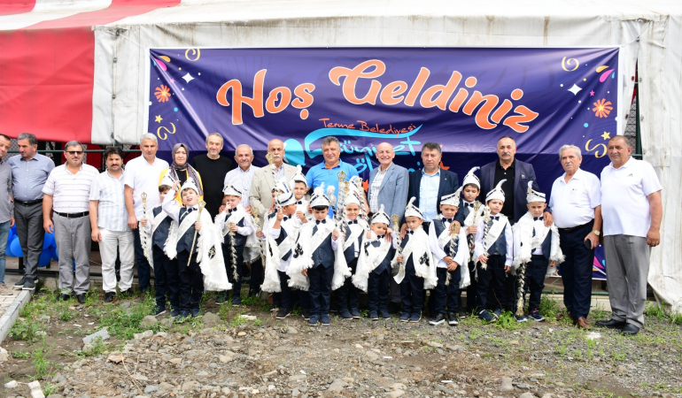 TERME'DE 5. GELENEKSEL SÜNNET ŞÖLENİ COŞKUSU YAŞANDI 3 TERME’DE 5. GELENEKSEL SÜNNET ŞÖLENİ COŞKUSU YAŞANDI