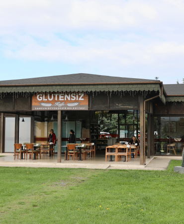 GLÜTENSİZ KAFE SAĞLIKLI BESLENME VE SOSYAL YAŞAMI BİR ARADA SUNUYOR 9 IMG-568 (9)
